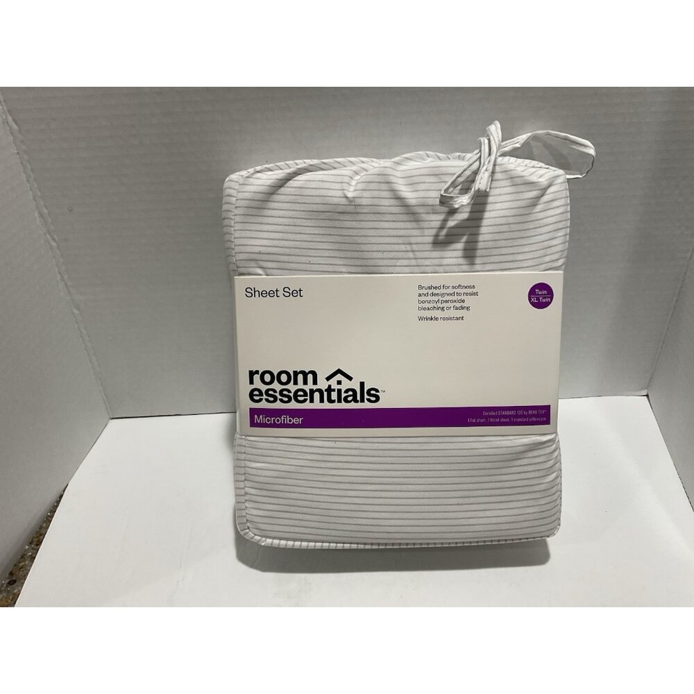 Room Essentials Twin/Twin XL Sheet Set New 3-Pc Set White Gray Stripe Microfiber